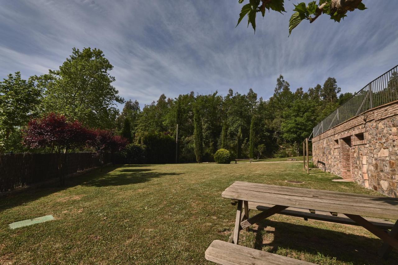 Masia Rural Can Salarichs Riudarenes Eksteriør bilde